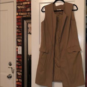 Sleeveless Trench